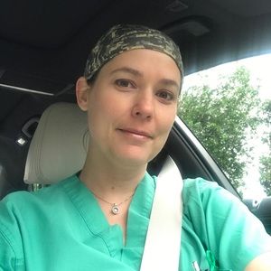 Meet your Posher, Dana